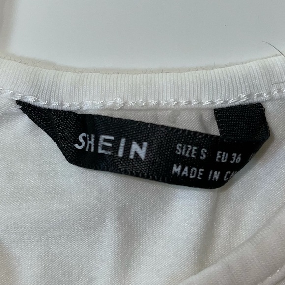Shein Tank Top Baby Tee Y2K V-Neck Cropped Sleeveless Shirt - Picture 2 of 3